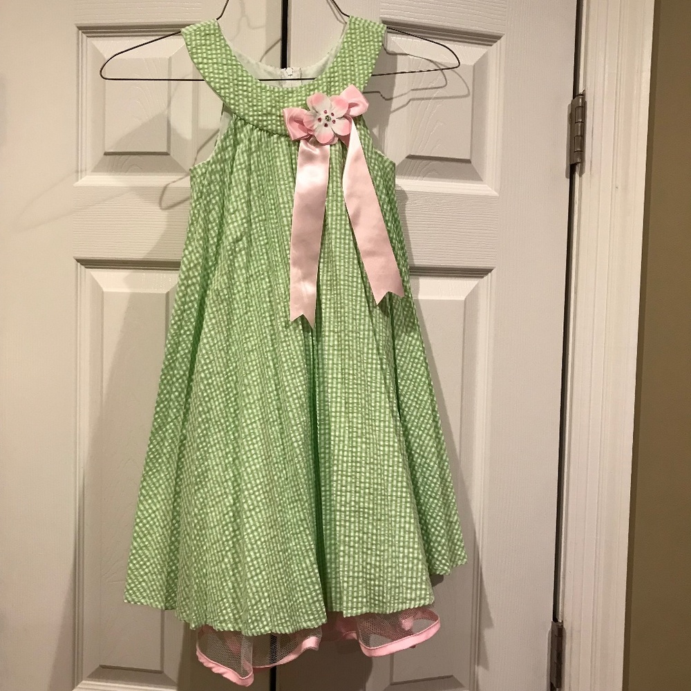 Rare Editions, Green pleated Trapeze dress- SZ 6 USED